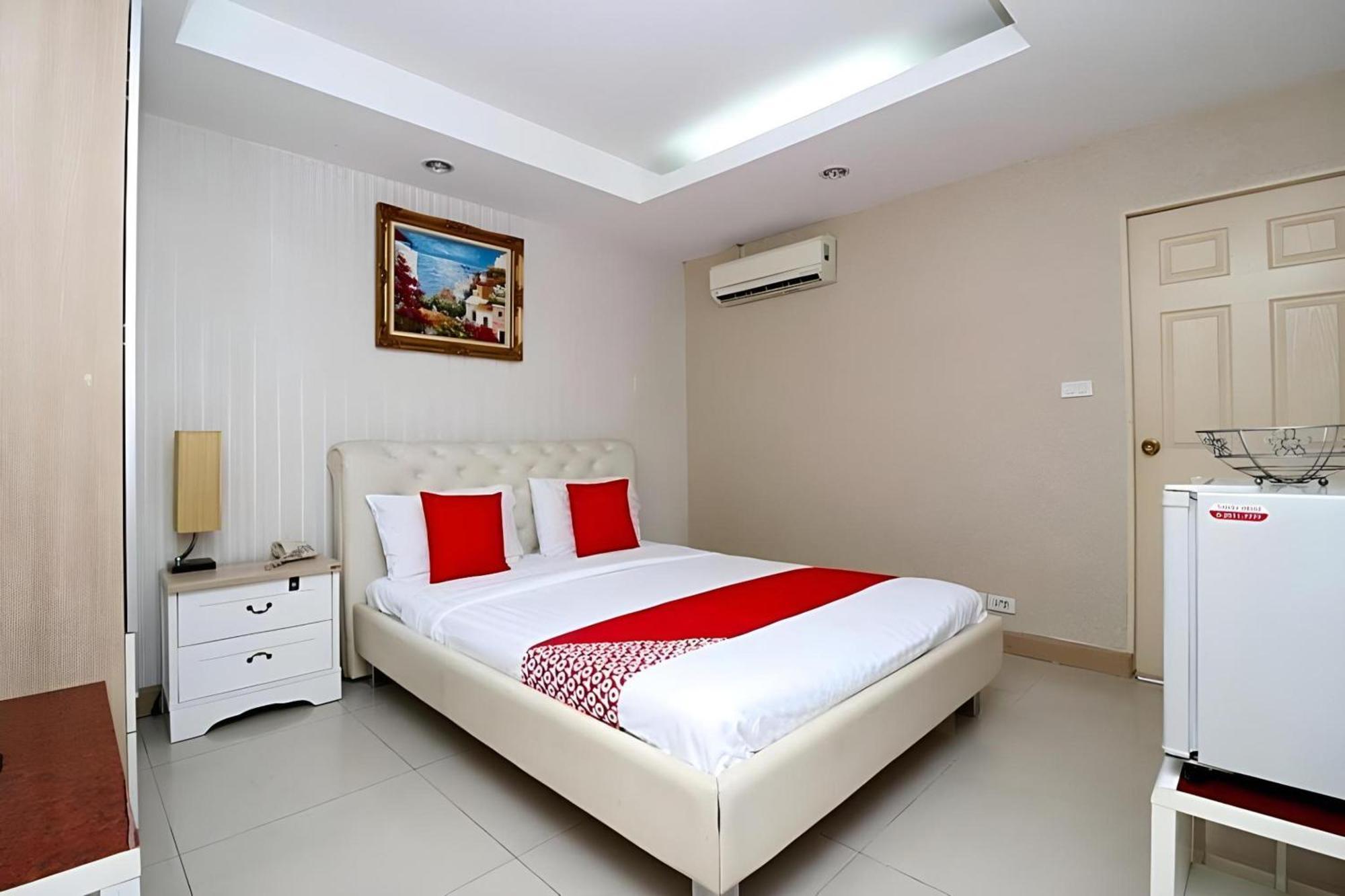 Diamond Residence Silom Bangkok Luaran gambar