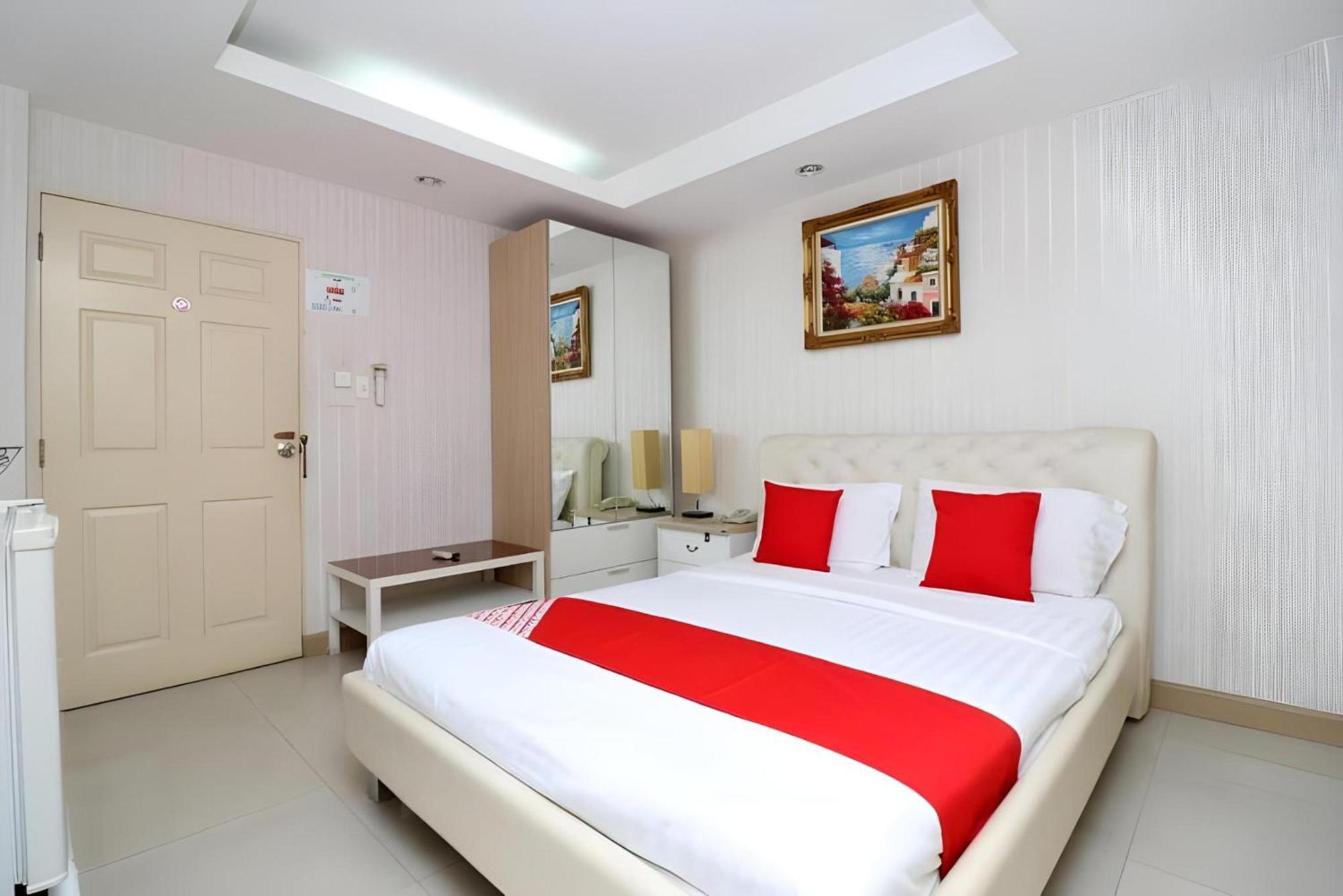 Diamond Residence Silom Bangkok Luaran gambar