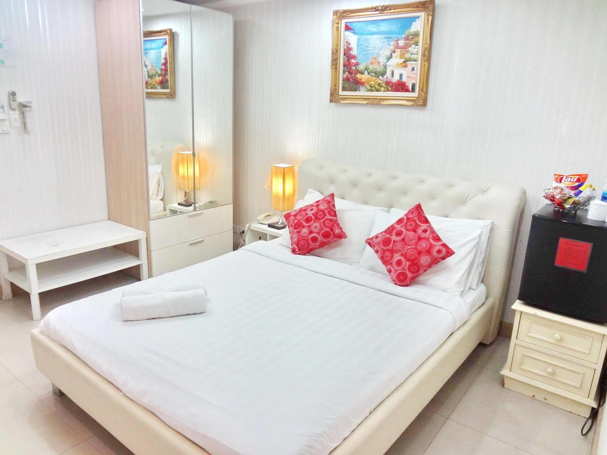 Diamond Residence Silom Bangkok Luaran gambar